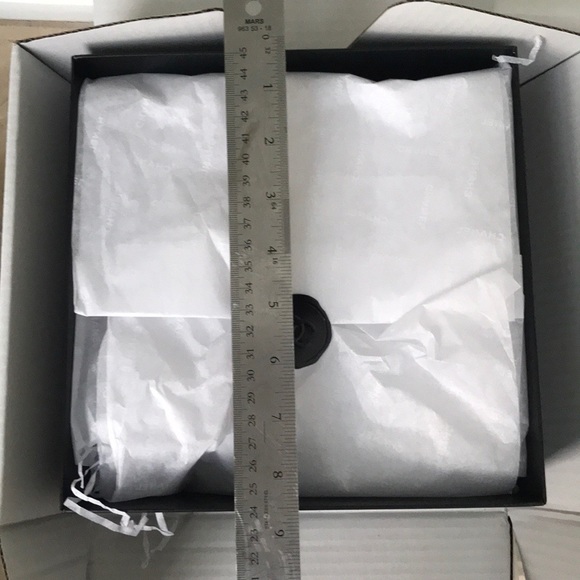 Complete Chanel gift box and packaging - Picture 6 of 7